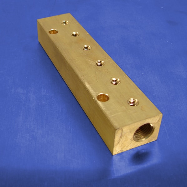 1pc Single Side Inline Manifold 2x1/4"NPT In; 6x1/8"NPT Out MettleAir AM10-125-6 